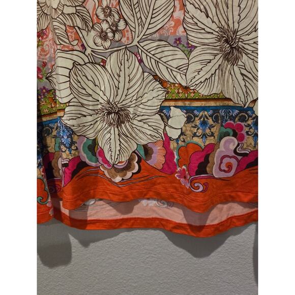 FARM Rio Women's XS Multicolor Floral Crew Neck T-Shirt - Picture 2 of 7